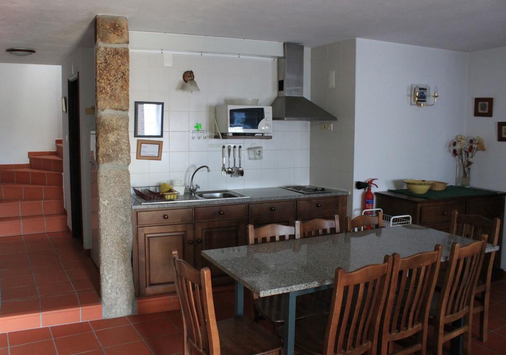 Farm stay Casas Do Toural *