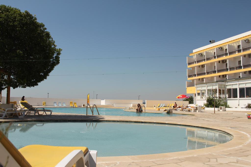 Hotel Mh 4*
