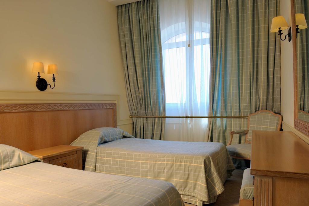 Hotel Pestana Royal Ocean & 5*