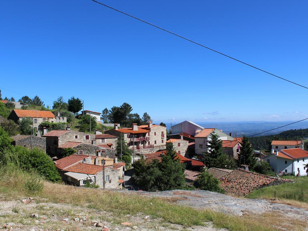 Country house Casas Da Ribeira Seia