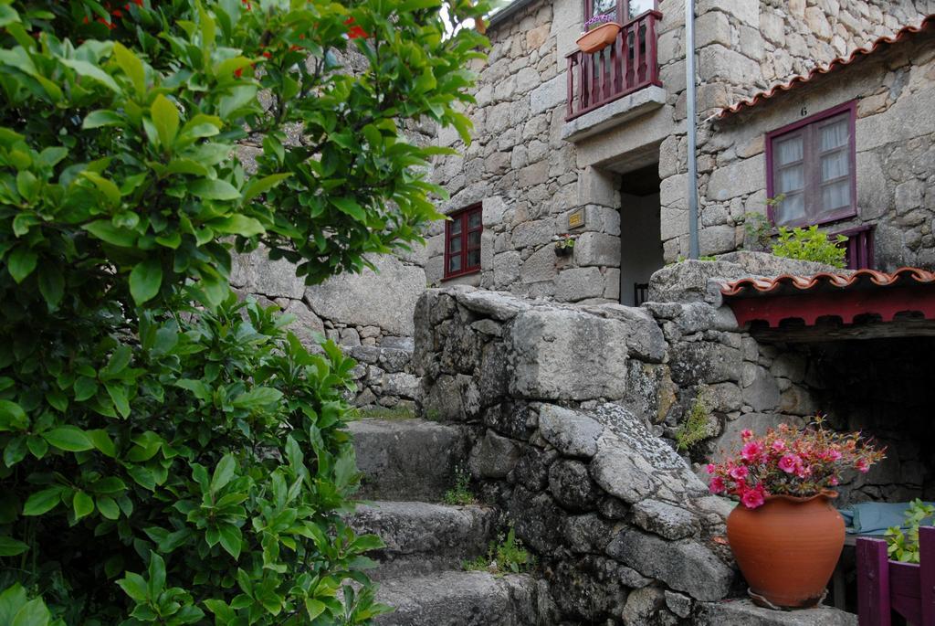 Country house Casas Da Ribeira *