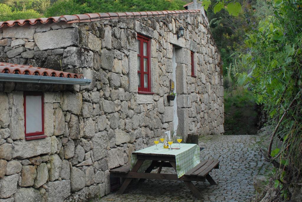 Country house Casas Da Ribeira