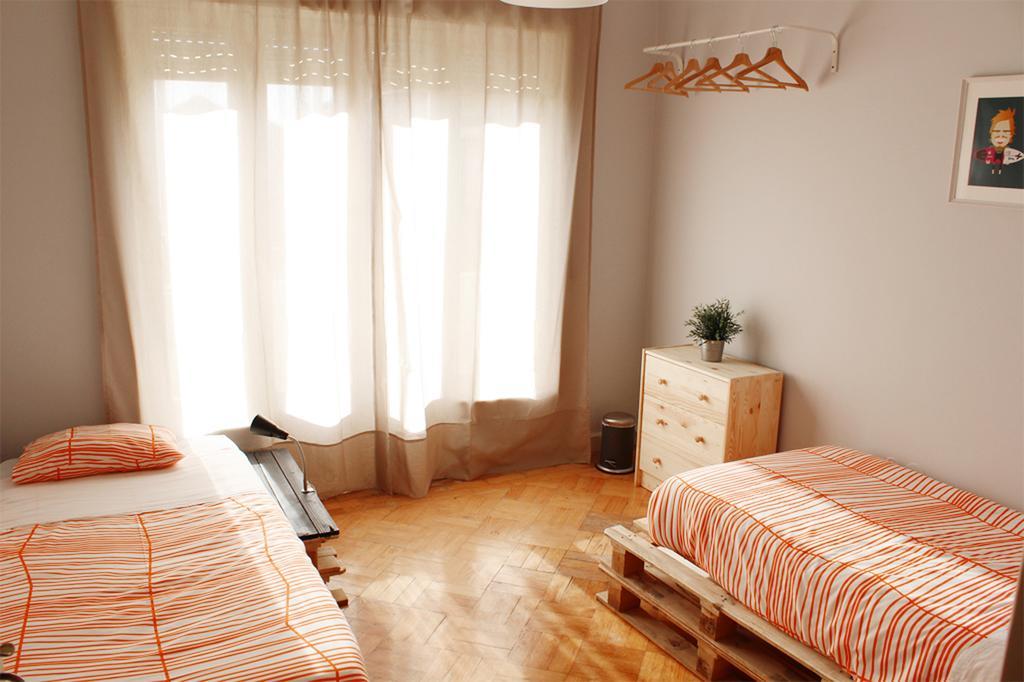 Watermark Surf House Espinho