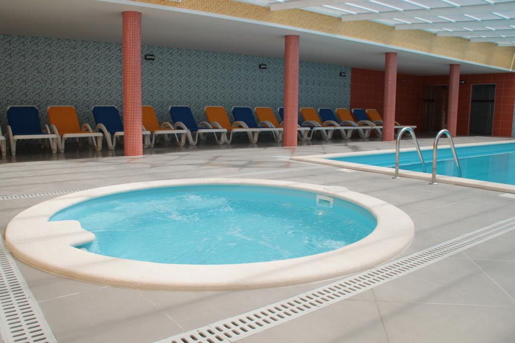 Hotel Colmeia Monte Real
