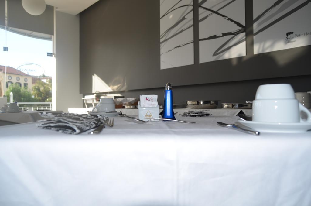 Hotel Madeira Bright Star By Petit 4*