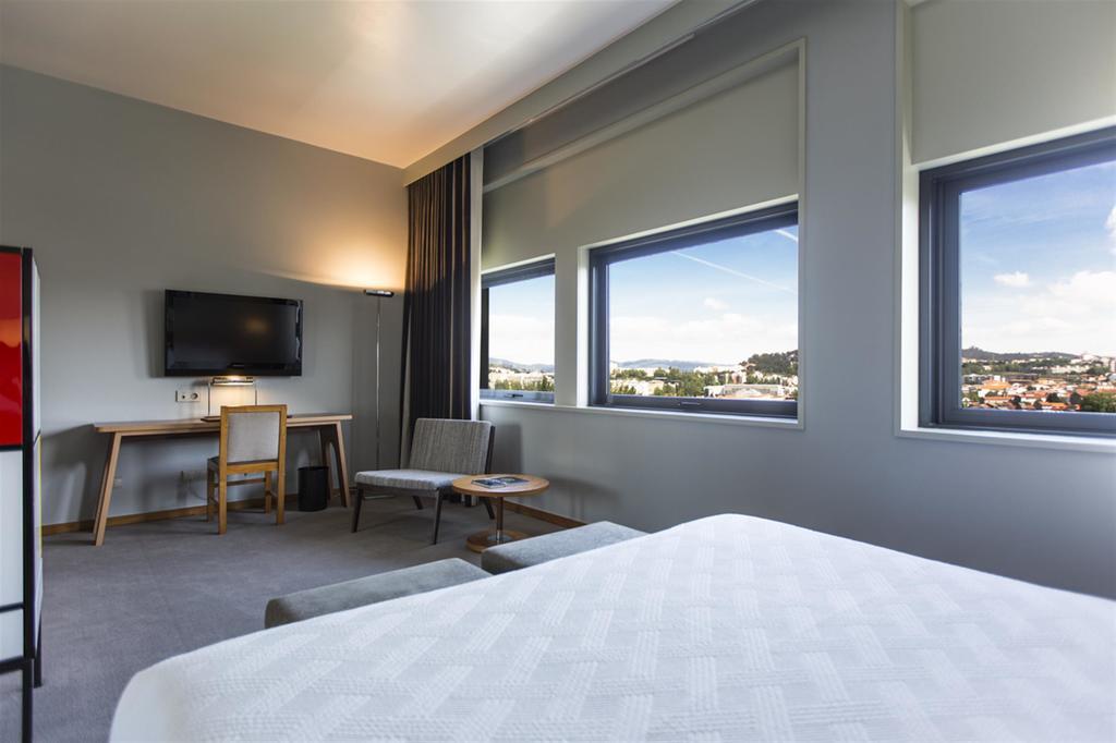 Hotel De Business &