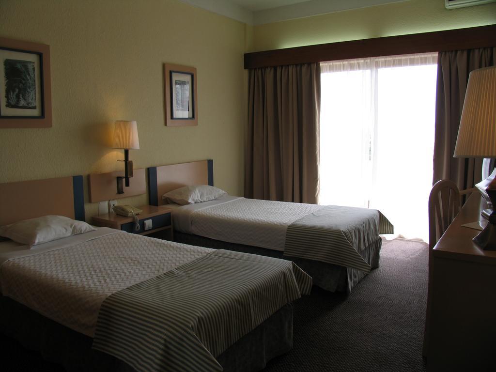 Hotel Mh