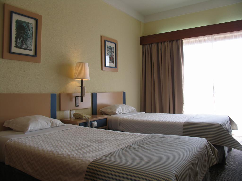 Hotel Mh 4*