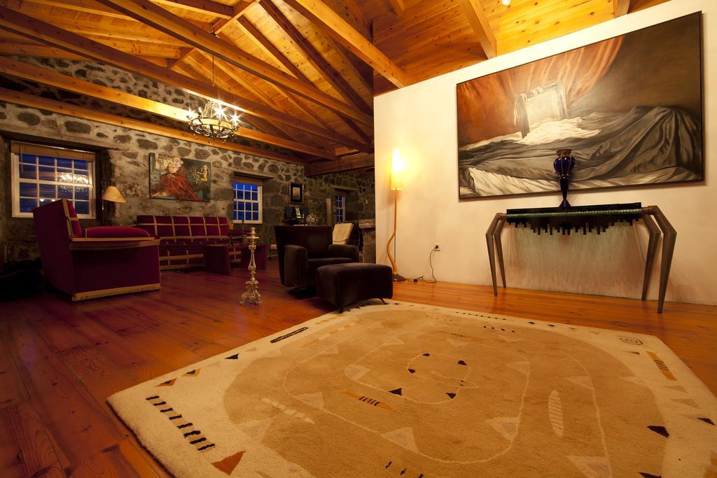 Bed & Breakfast Pocinhobay Madalena (Azores)