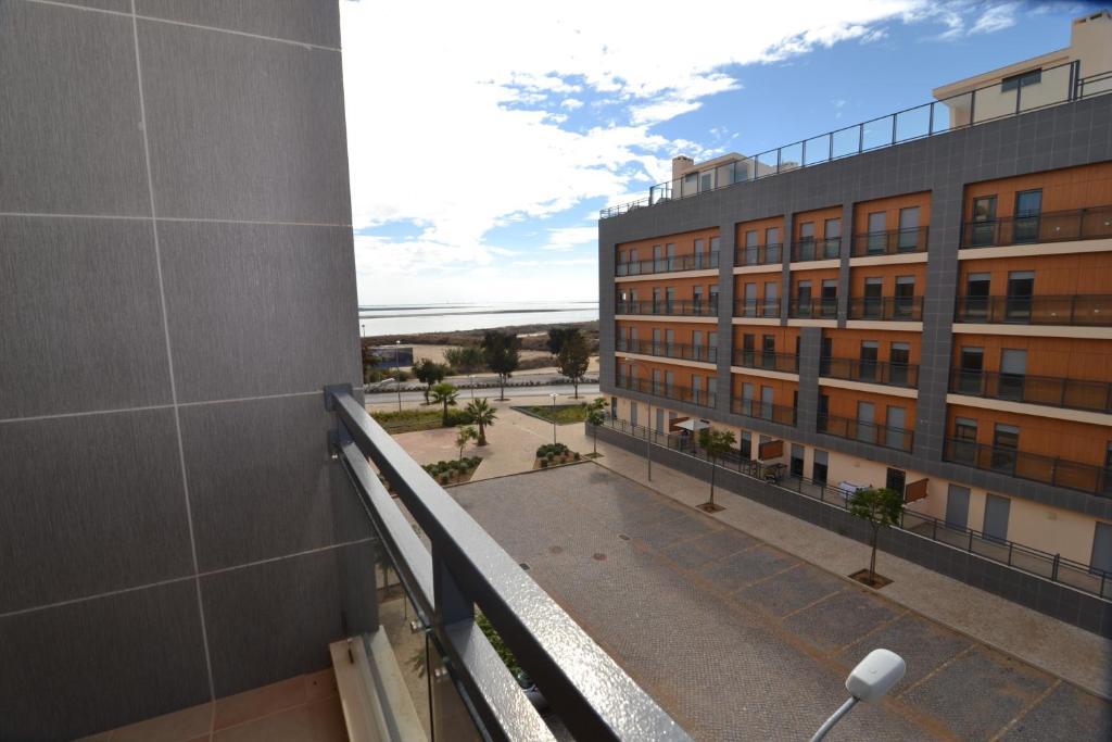Privilege Folha De Louro With Rooftop Pool, Village Marina -