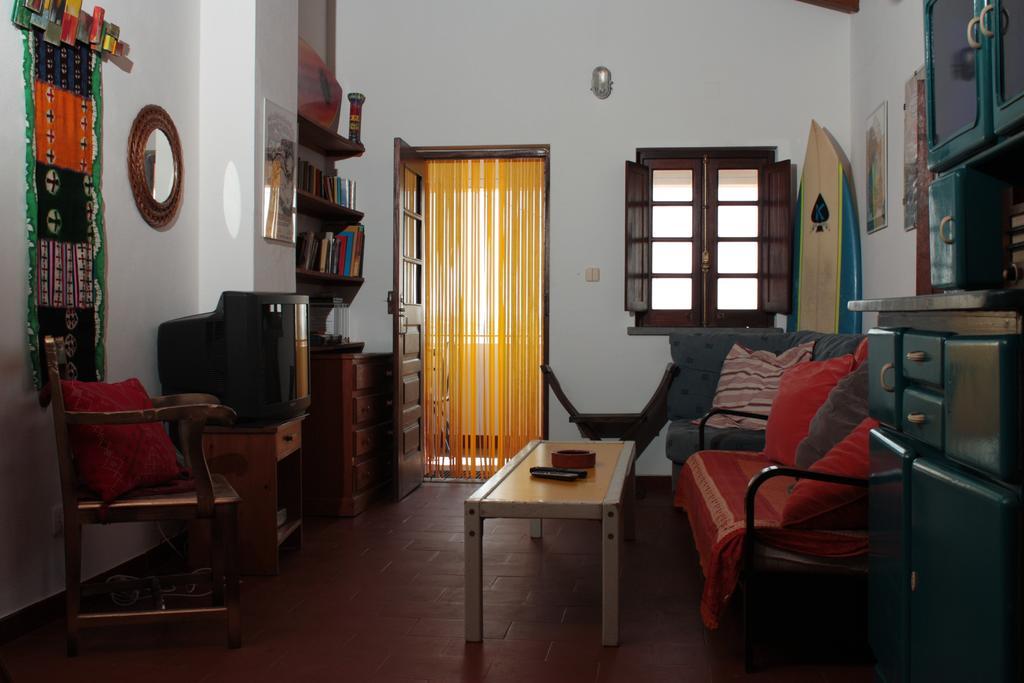 Hostal Da Silva Surfcamp Areia Branca