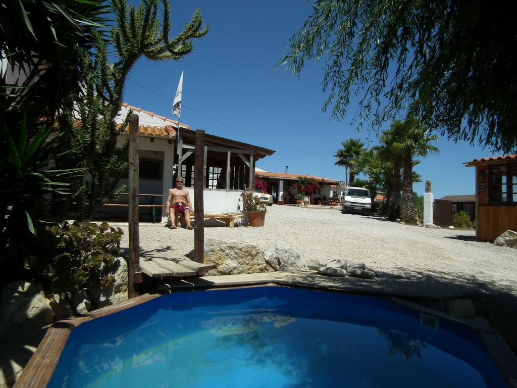 Hostal Da Silva Surfcamp Areia Branca
