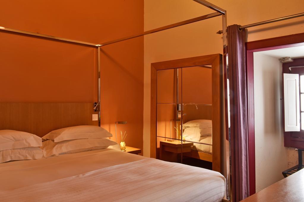 Hotel Castelo De 4*