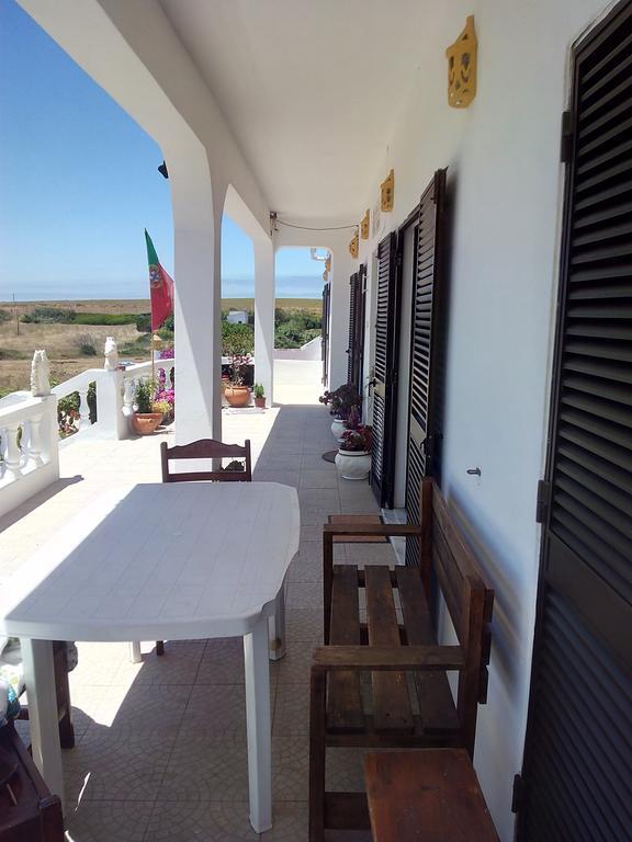 Guest house Vivenda Familia Pedro Vila do Bispo