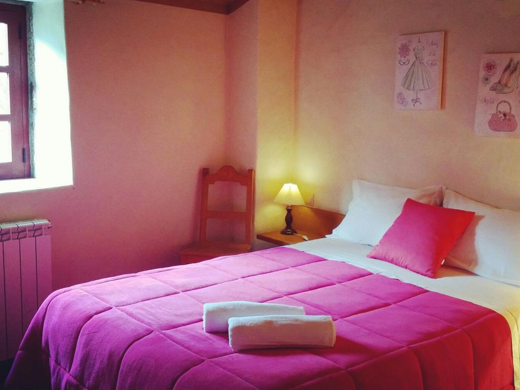 Casas Da Ribeira Seia
