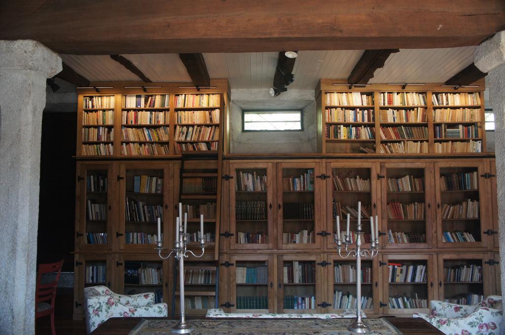 Casa De Sezim Guimarães