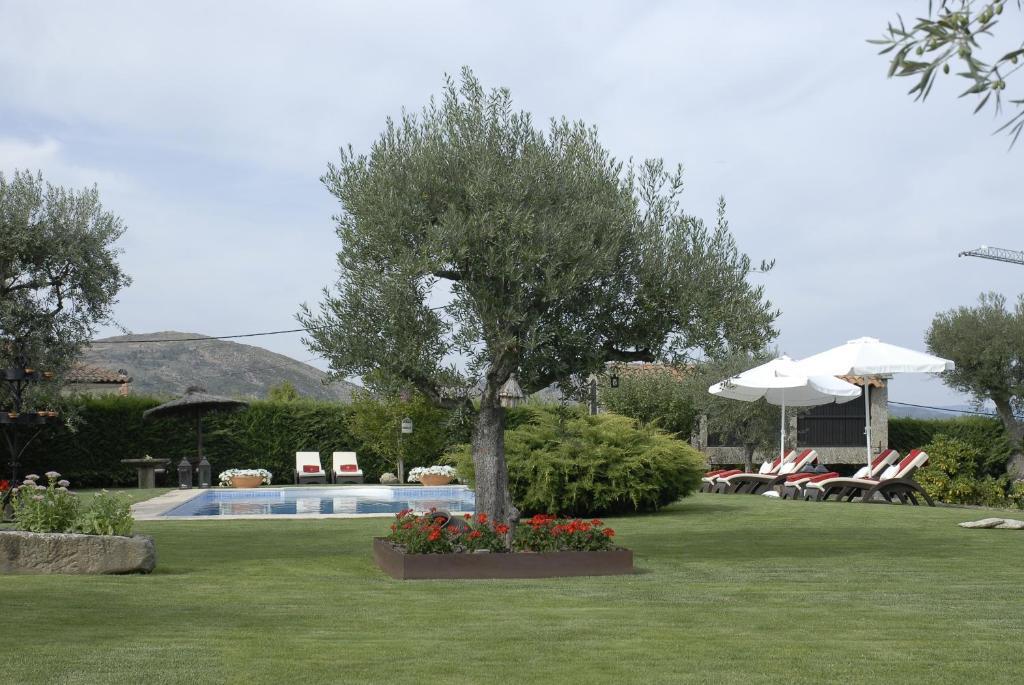 Casa Do Meio Do Povo - Turismo De Habitacao Country house