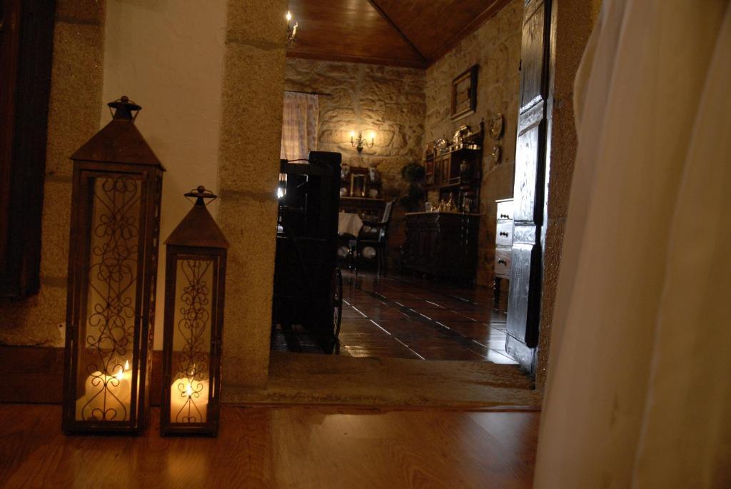 Casa Do Meio Do Povo - Turismo De Habitacao