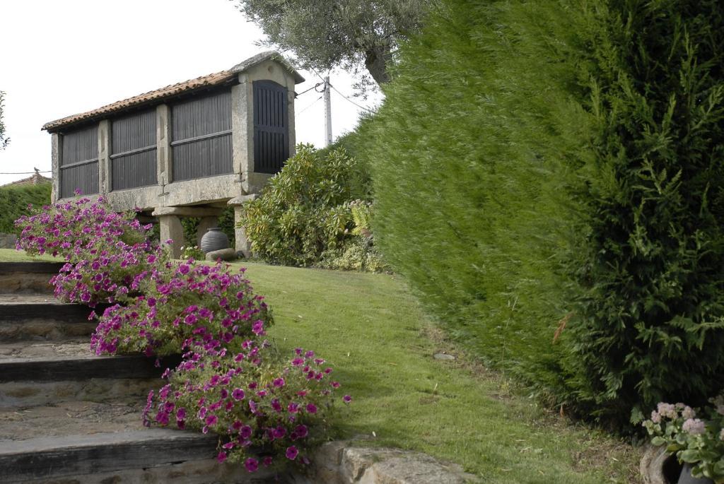 Casa Do Meio Do Povo - Turismo De Habitacao