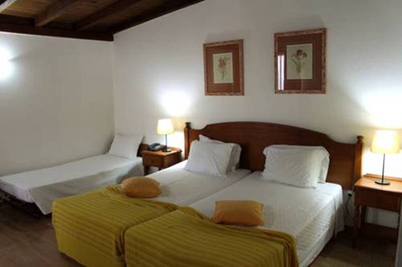 Hotel Quinta Do Serrado 4*