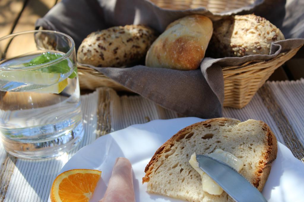 Farm stay Quinta Pedagogica Da Samoqueirinha - Duna Parque & Vila Nova de Milfontes