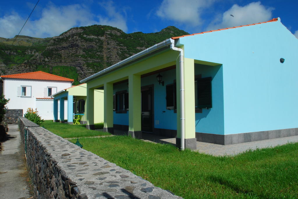 Casa de hóspedes Alojamentos Flores Island *