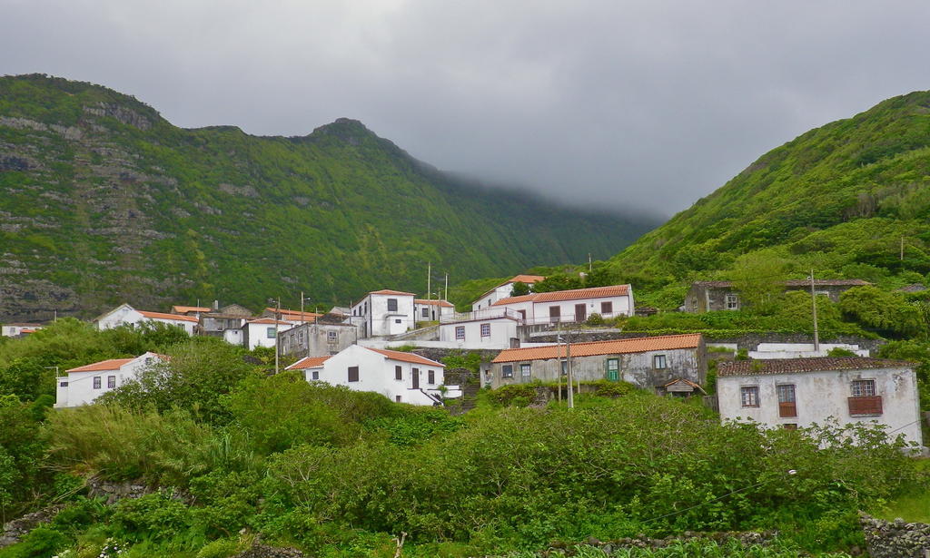 Alojamentos Flores Island