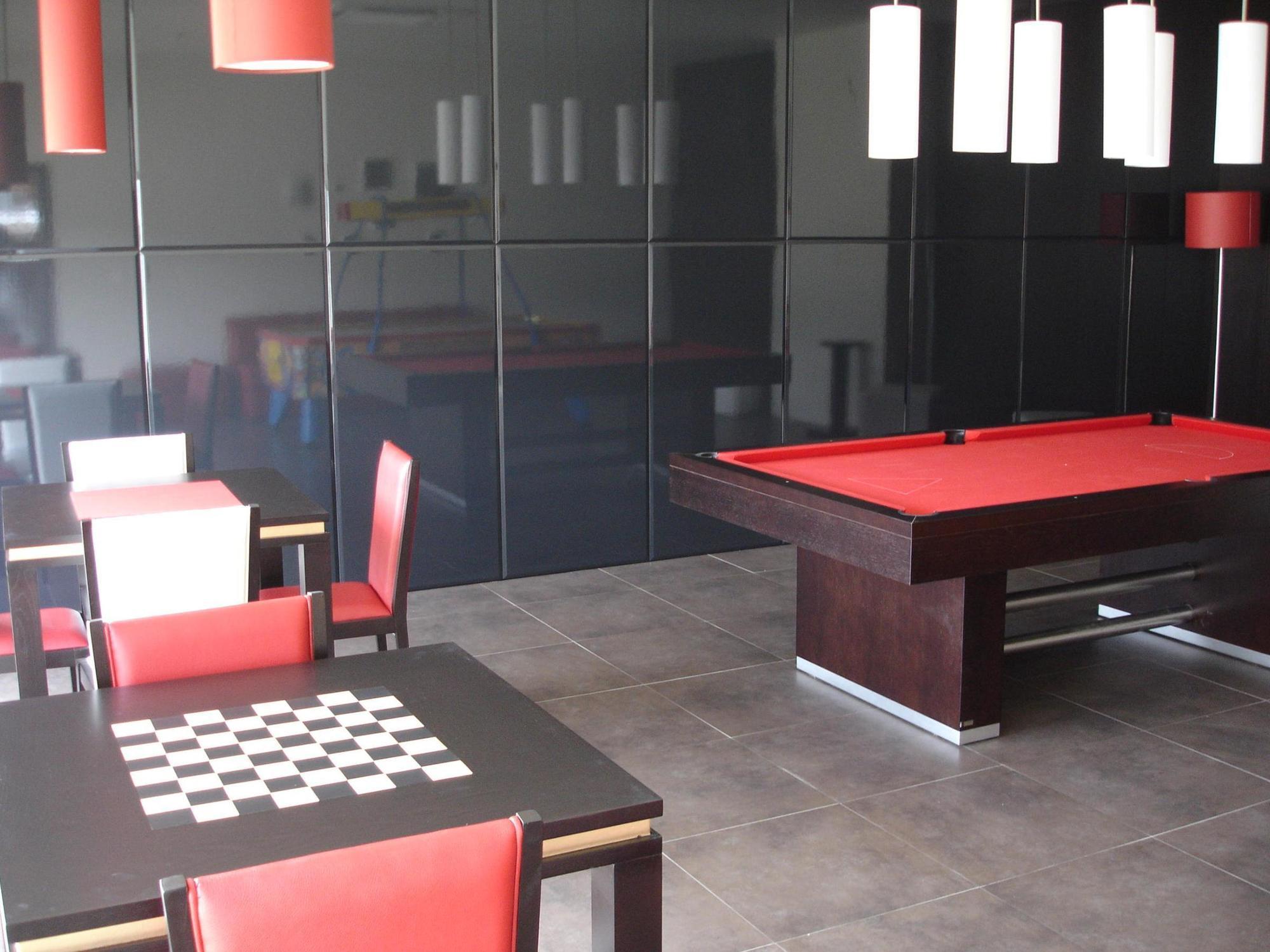 Hotel Vale Do Navio 4*