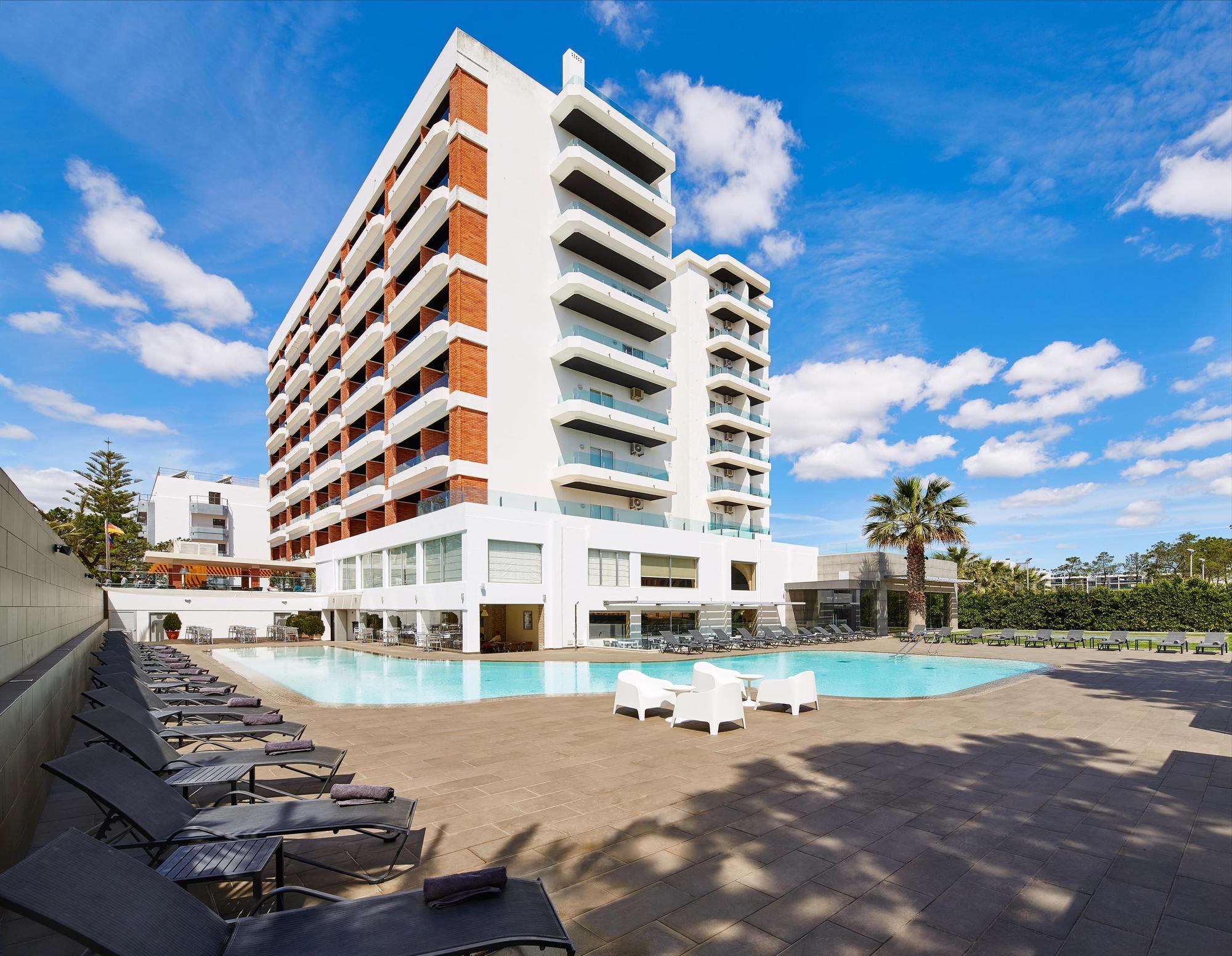 Alcazar & Hotel 4*