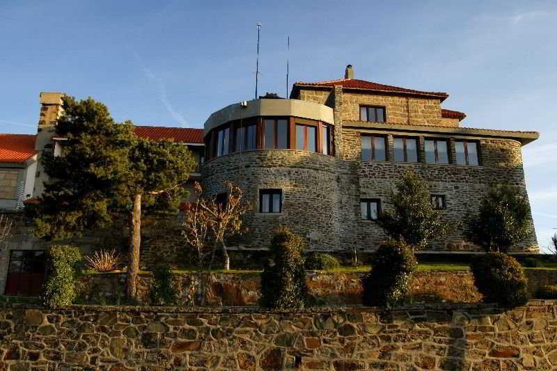 Hotel De 4*