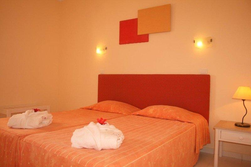 Aparthotel Cheerfulway Valmangude Jardim Albufeira