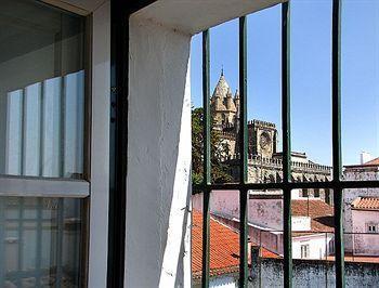 Solar De Monfalim Hotel Evora
