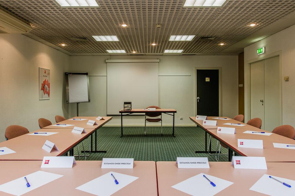 Ibis Porto Sul Europarque Hotel 2*