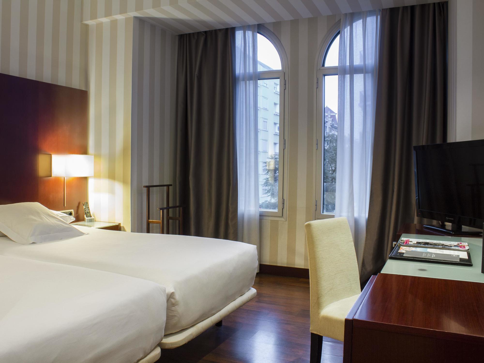 Zenit Hotel 4*