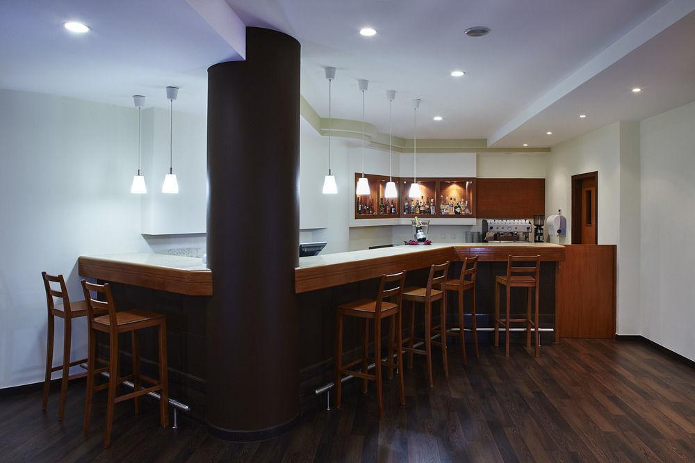 Luna Hotel 4*