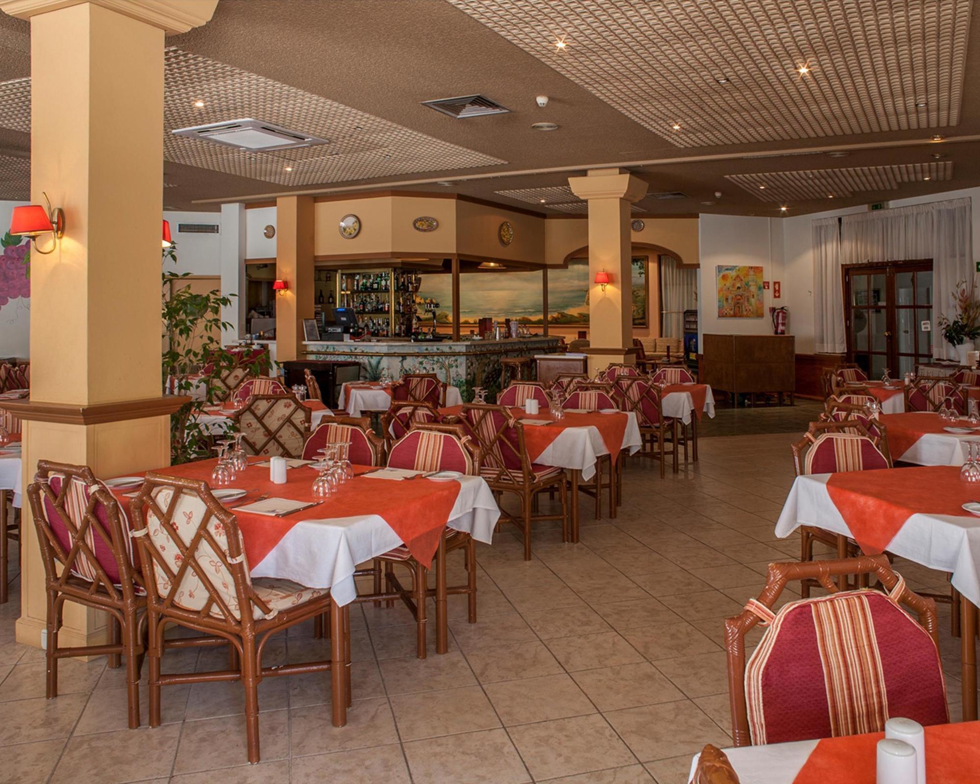Jardim Do Vau Aparthotel 4*