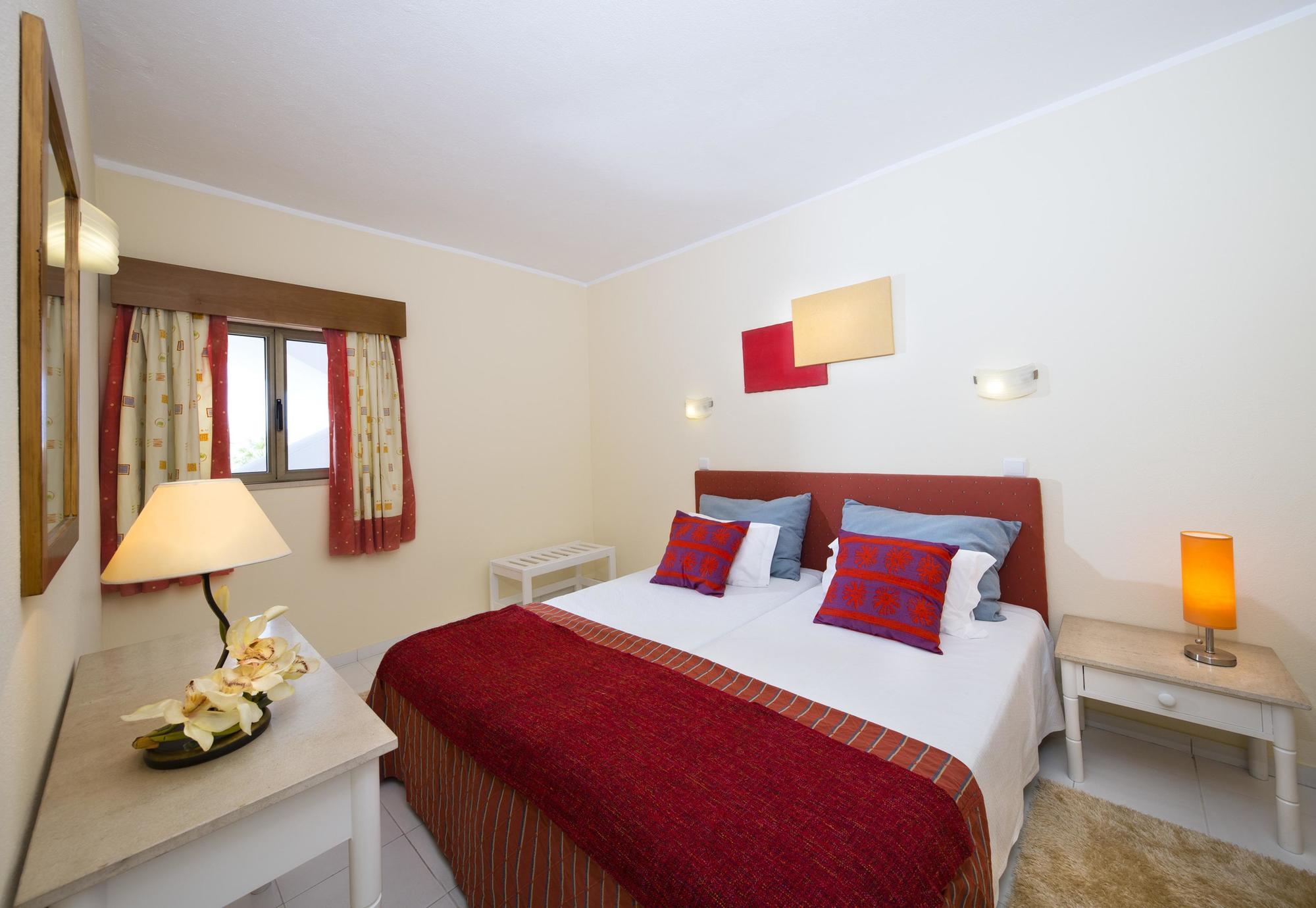 Cheerfulway Valmangude Jardim Aparthotel