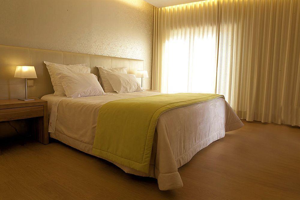 Laurus Hotel