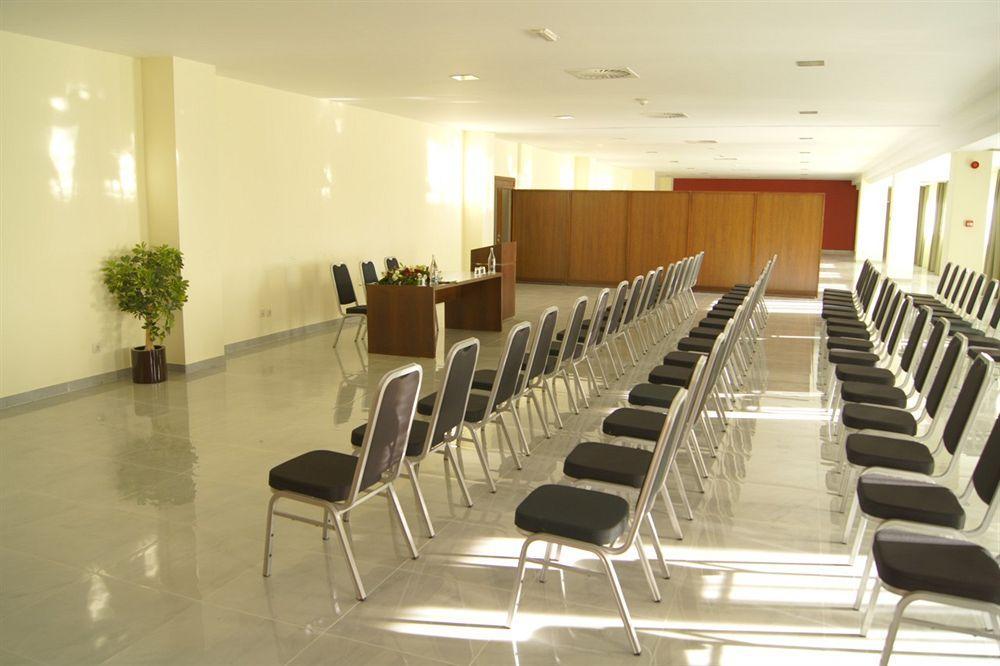 Palace & Termas De Sao Tiago Hotel