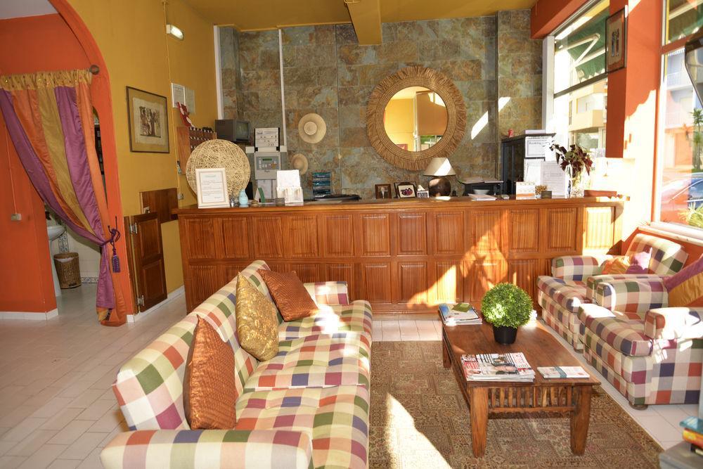 Turisticos Lindomar Aparthotel
