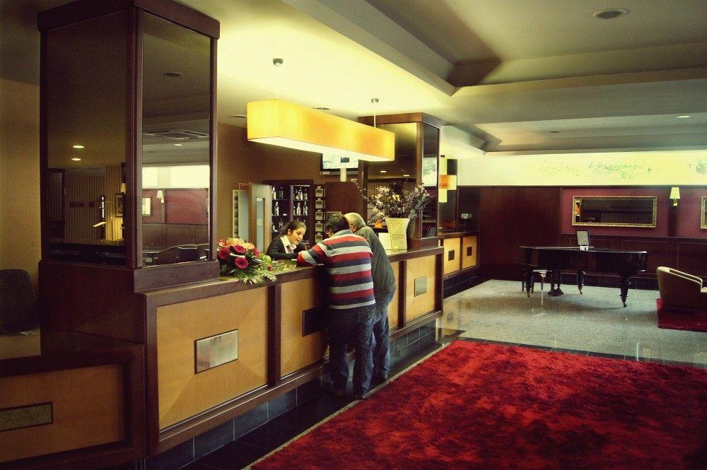 Palace & - Termas De Sao Vicente 4*
