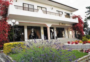 Contriz Hotel
