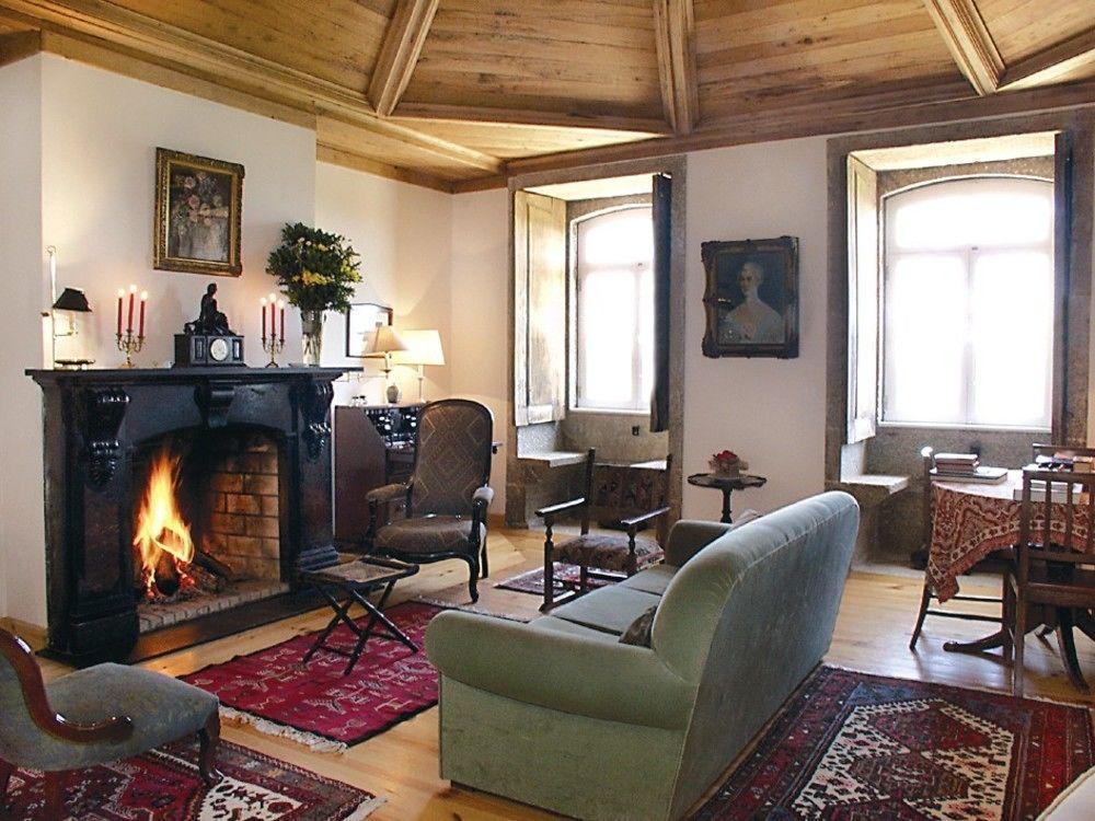 Casa De Vilarinho De S. Romao Guest house