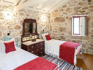 Tracos D'Outrora Farm stay *