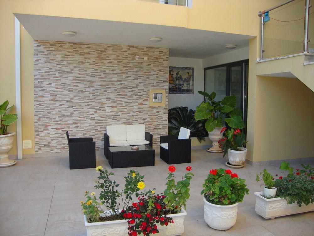 Mantamar Apartahotel 3*