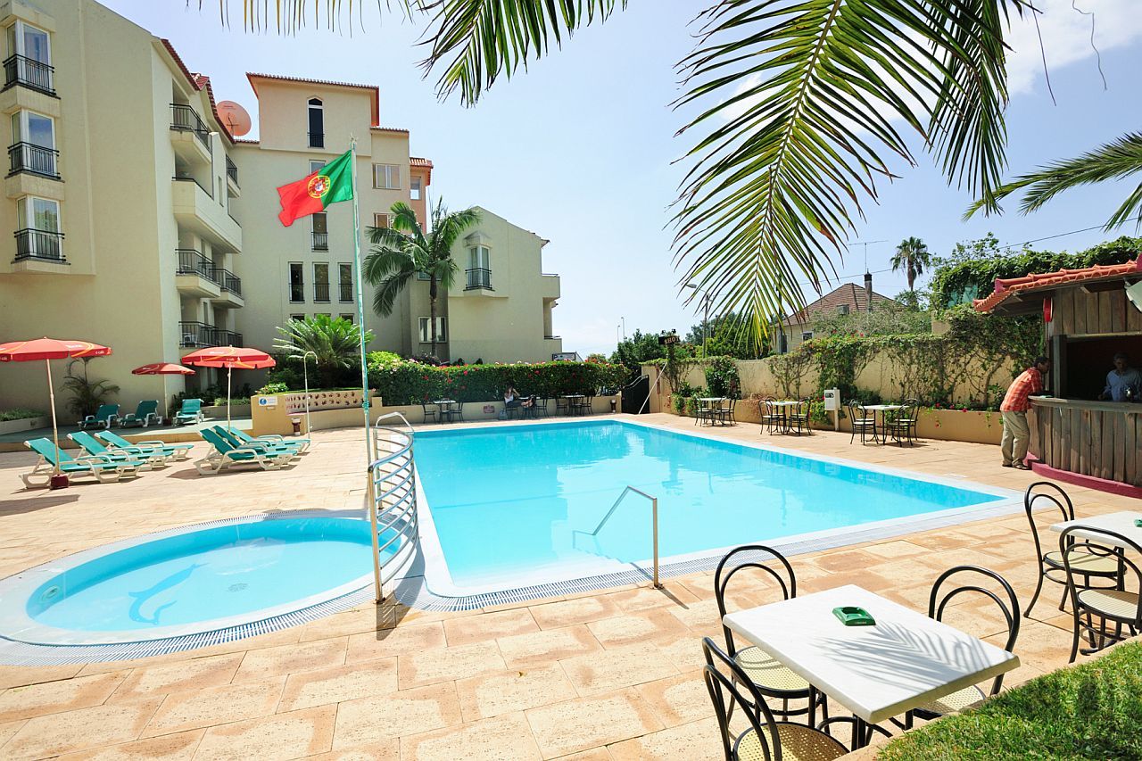 Santa Cruz Village Hotel 4*