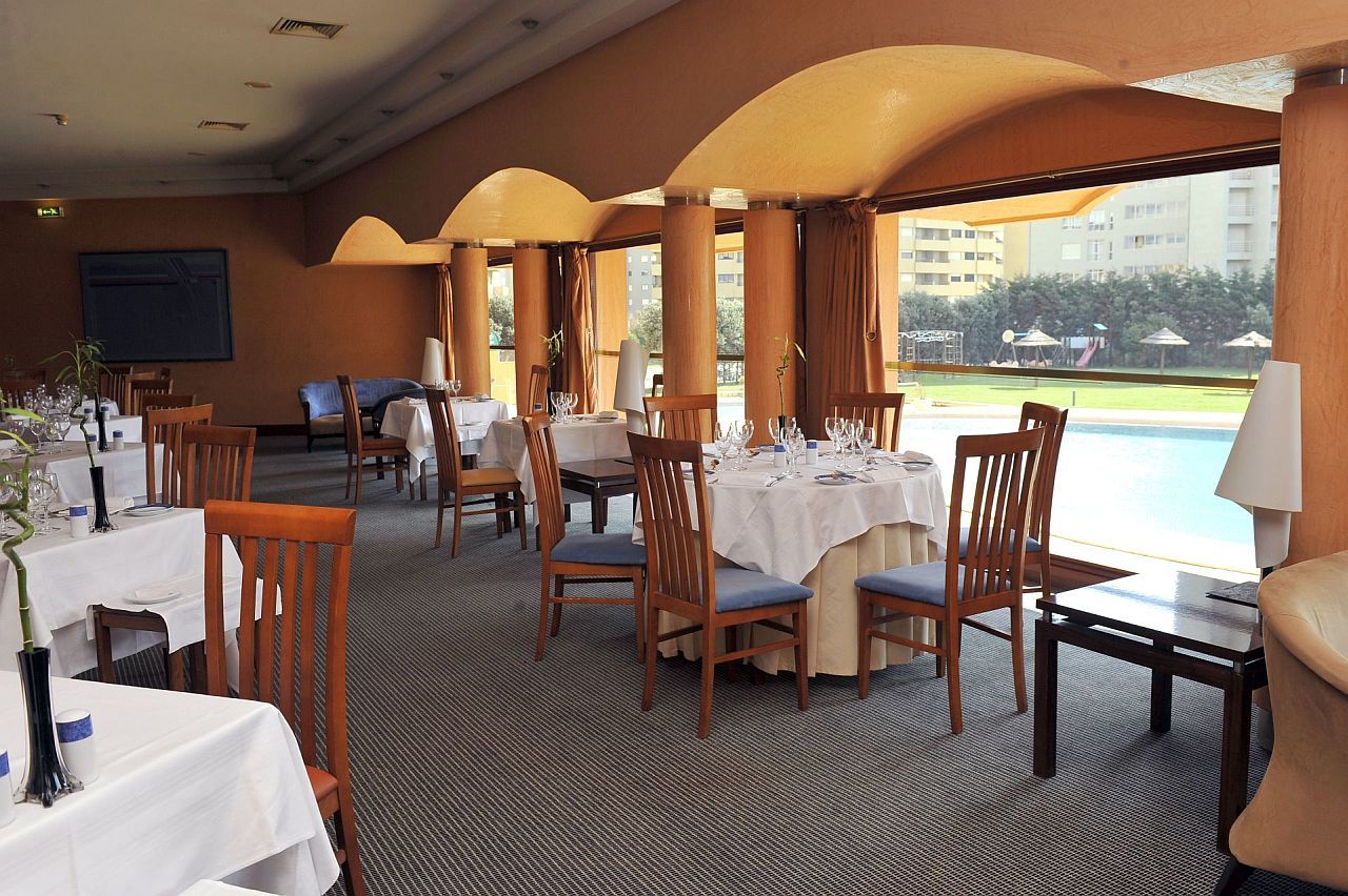 Axis Vermar Conference & Hotel 4*
