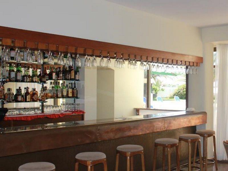 Hotel Caravelas 4*