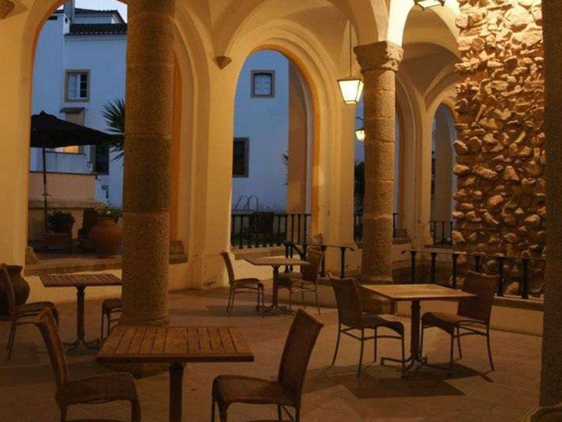 Hotel Convento De Evora