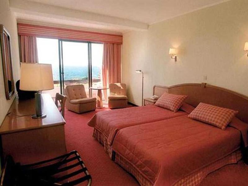 Hotel Caloura Hotel Resort